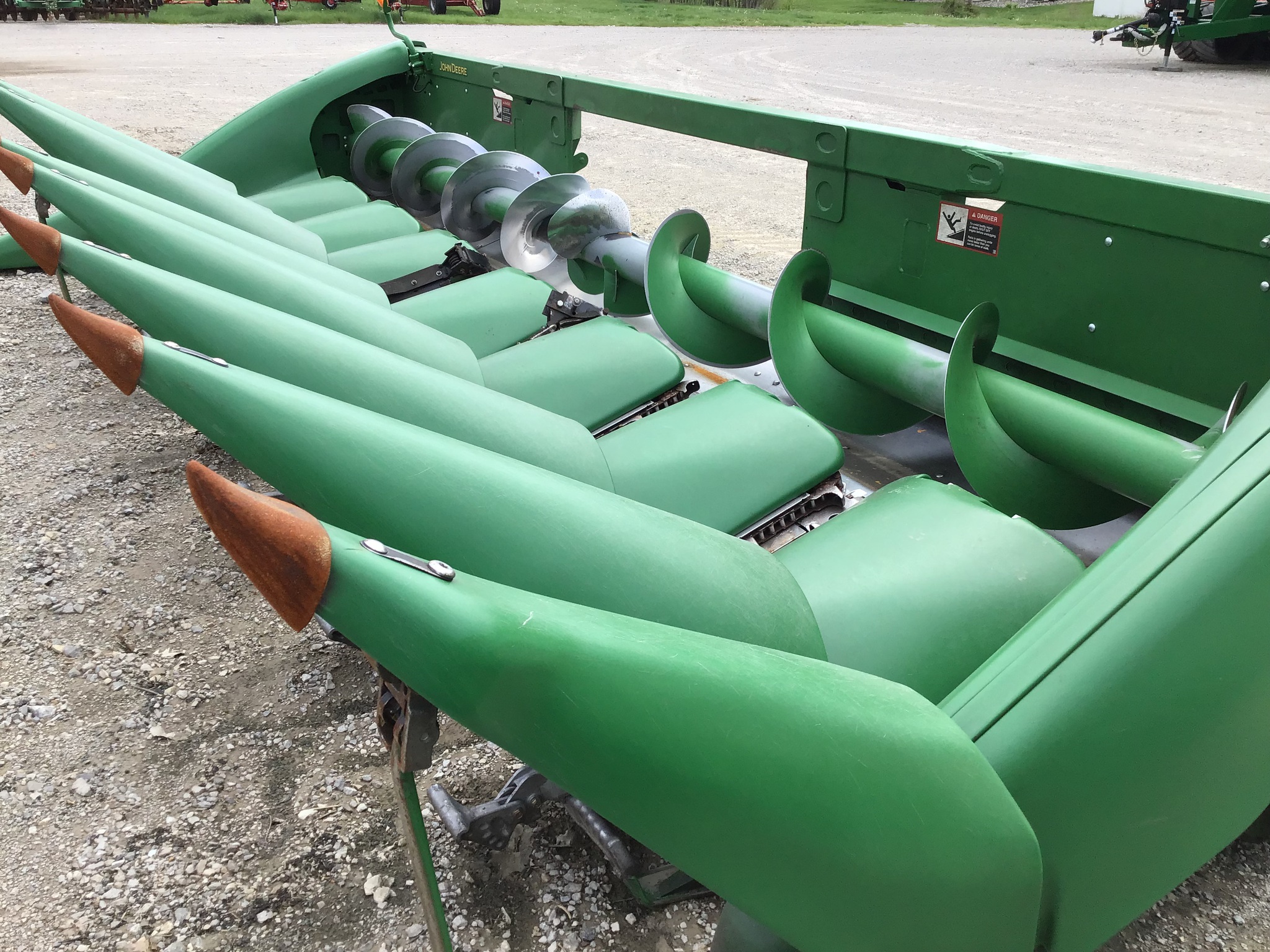 2019 John Deere 708C Image 5