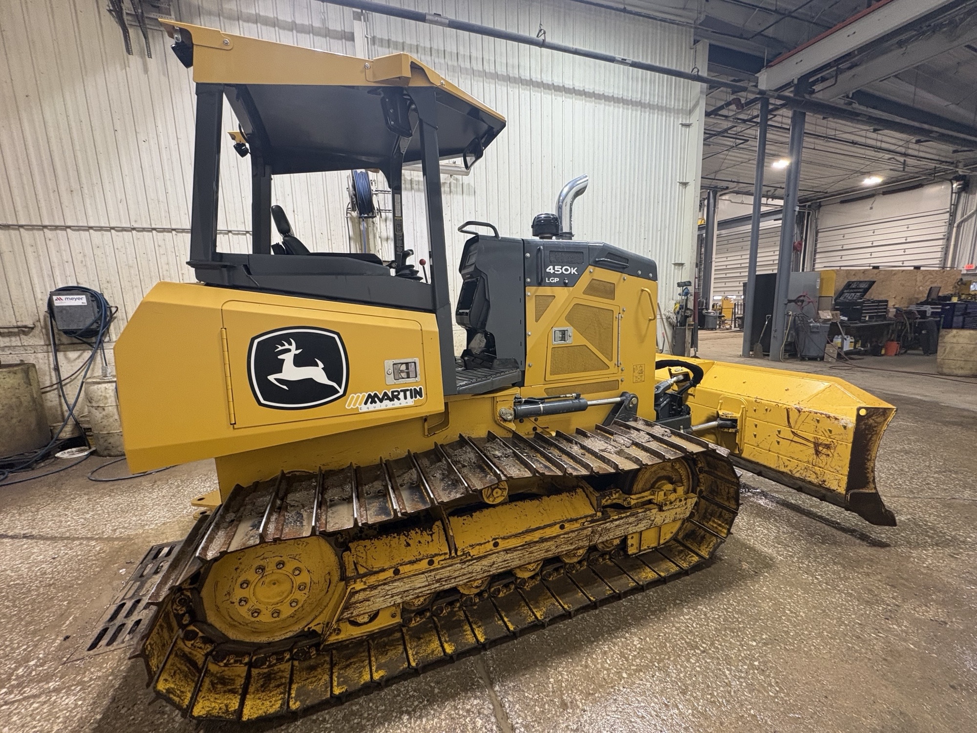 2021 John Deere 450K Image 3