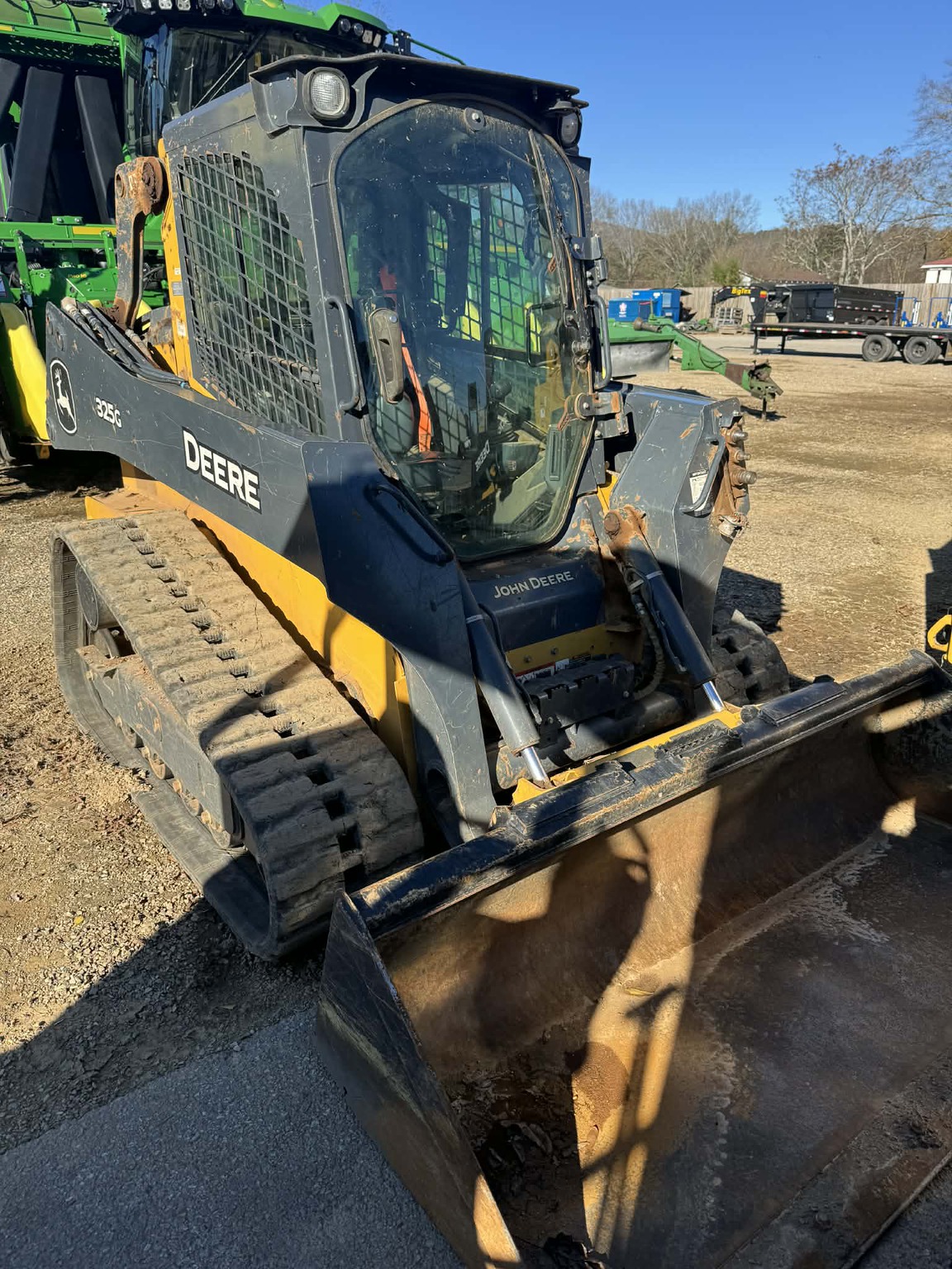 2023 John Deere 325G