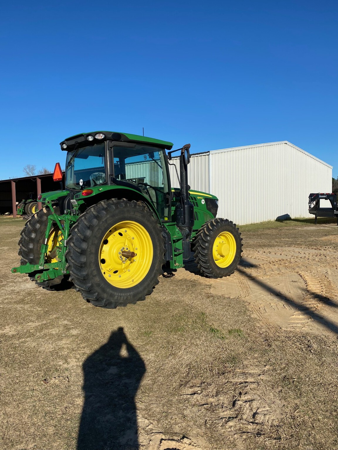 2020 John Deere 6145R Image 7
