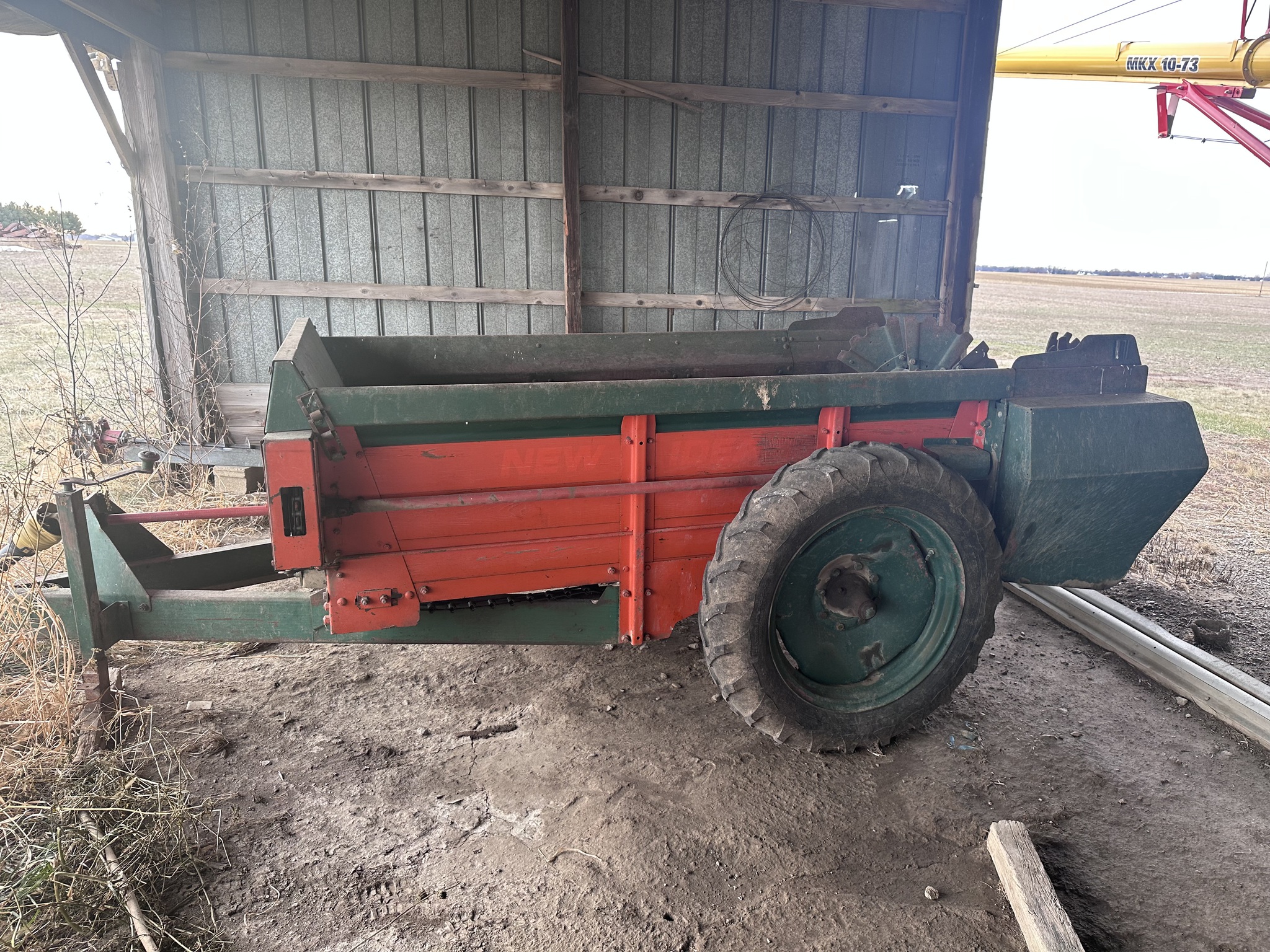 New Idea 217 Image 1