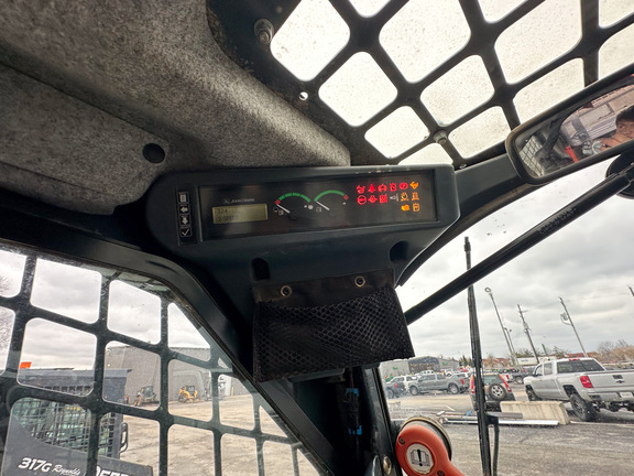 2021 John-Deere 324G