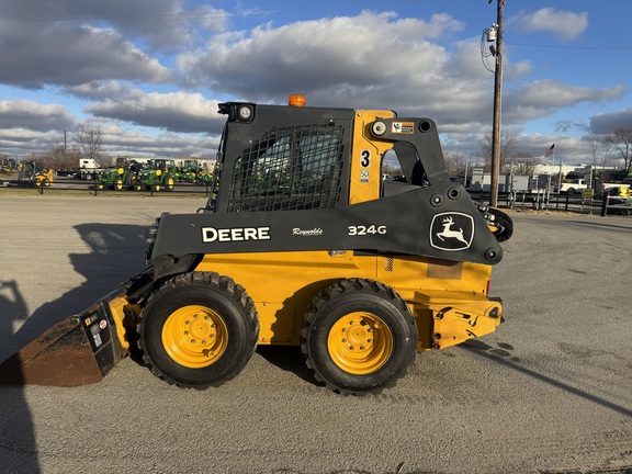 2021 John-Deere 324G