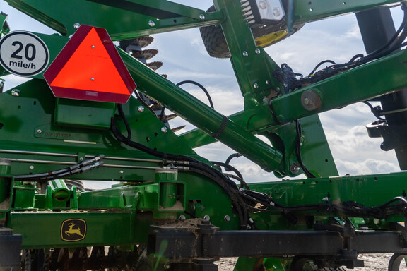 Used 2024 John Deere 2660VT Vertical Tillage at Koenig Equipment in Greensburg, IN - Photo21