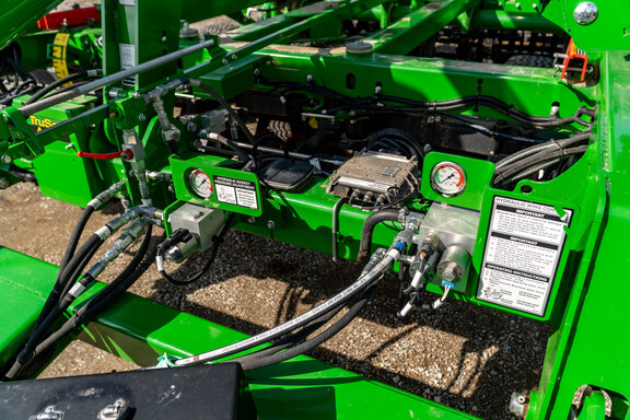 Used 2024 John Deere 2660VT Vertical Tillage at Koenig Equipment in Greensburg, IN - Photo11