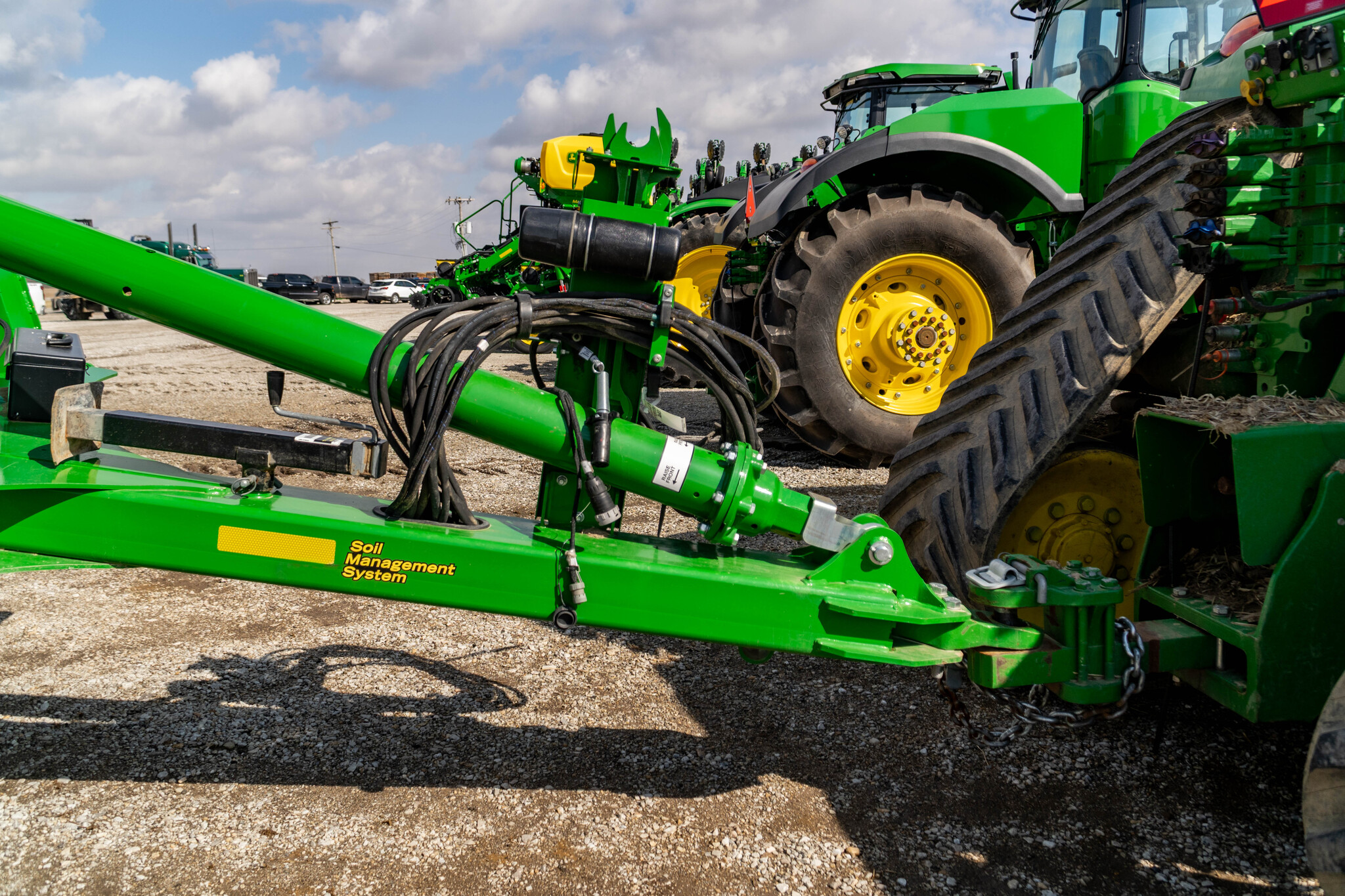 Used 2024 John Deere 2660VT Vertical Tillage at Koenig Equipment in Greensburg, IN - PhotoXL7