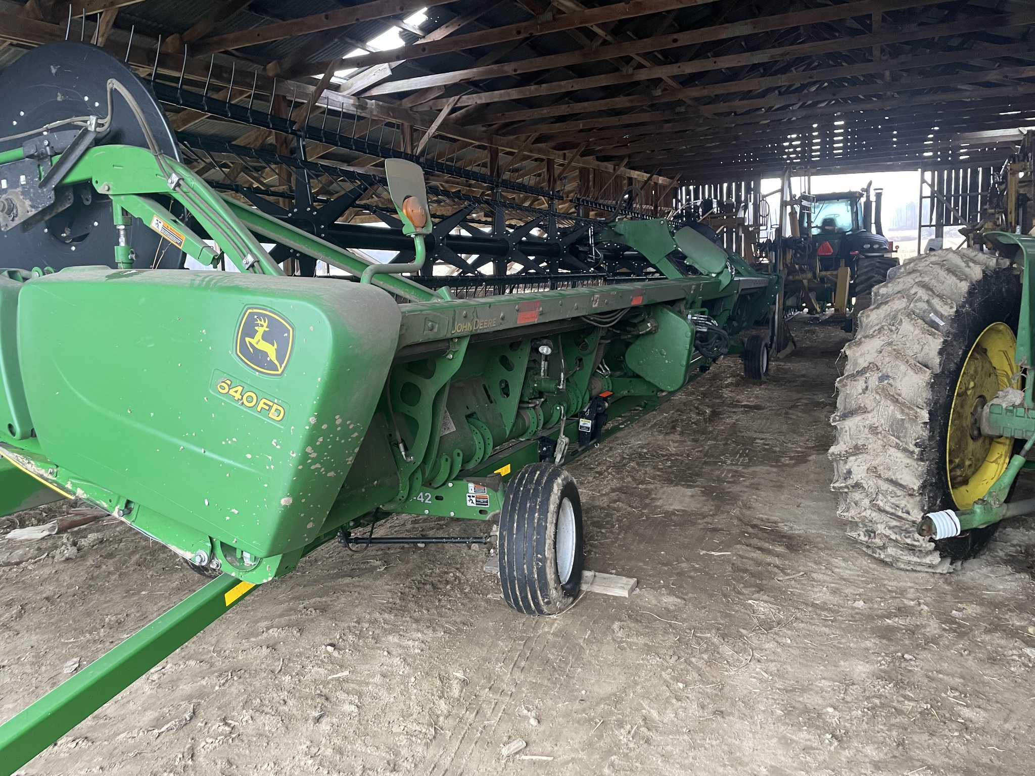 2014 John Deere 640FD Image 2