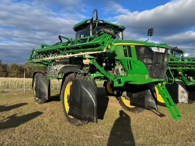 2025 John Deere 410R Image 1