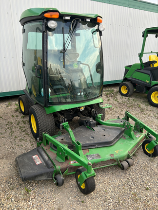 Used 2015 John Deere 1585 Commercial Front Mowers at Horizon Ag & Turf in Edmonton West, AB - Photo2