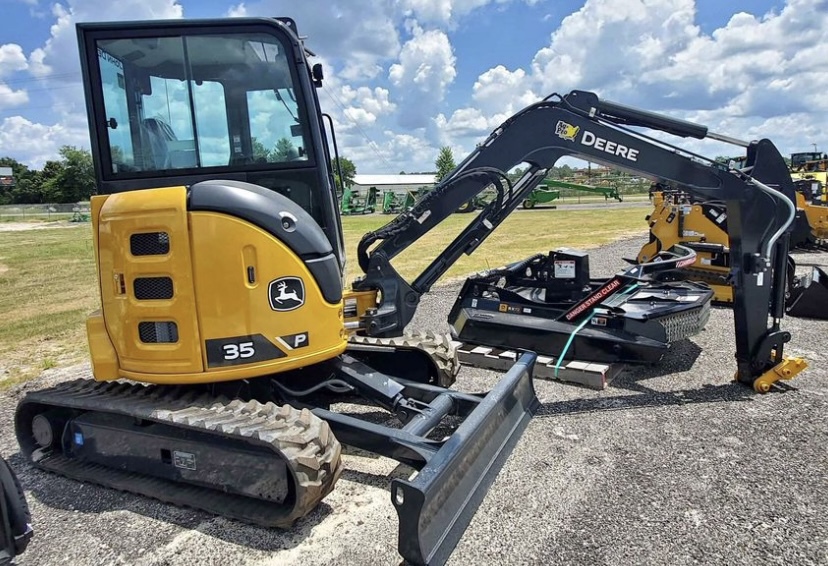 2026 John Deere 35 P Image 10
