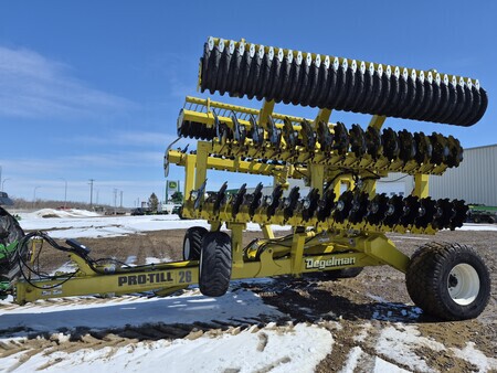 Used 2016 Degelman PTL26 Vertical Tillage at Horizon Ag & Turf in St. Paul, AB - Photo17