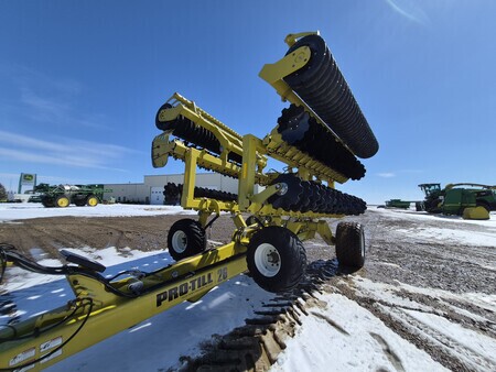 Used 2016 Degelman PTL26 Vertical Tillage at Horizon Ag & Turf in St. Paul, AB - Photo6