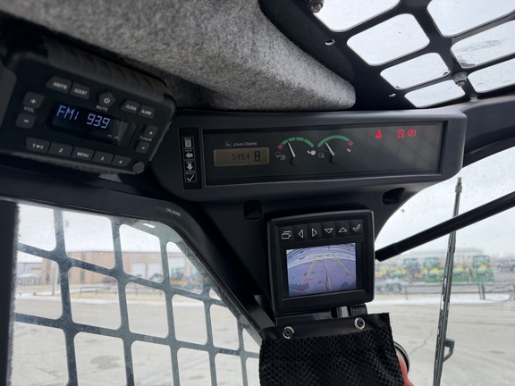 2023 John-Deere 325G