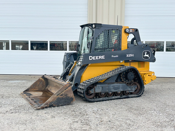 2023 John-Deere 325G