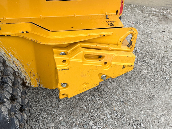 2023 John-Deere 325G