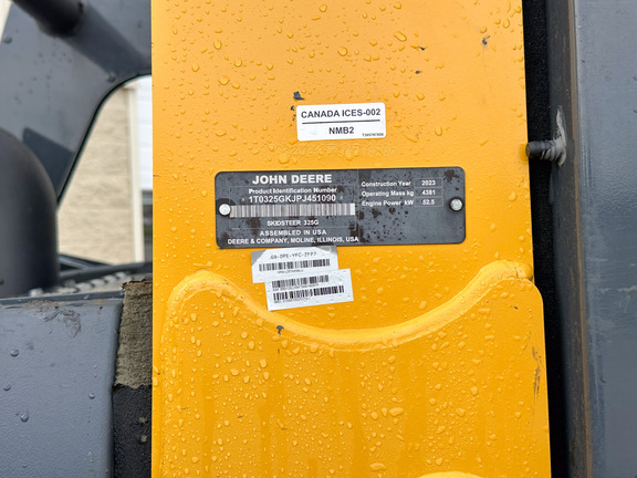 2023 John-Deere 325G