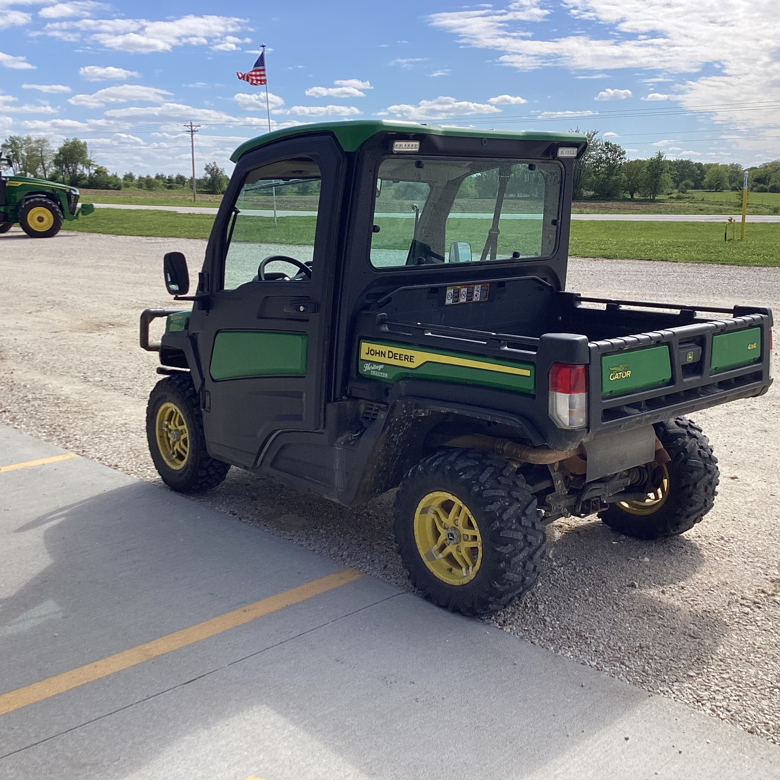  2024 John Deere XUV 835R at Heritage Tractor in Rockport, IL