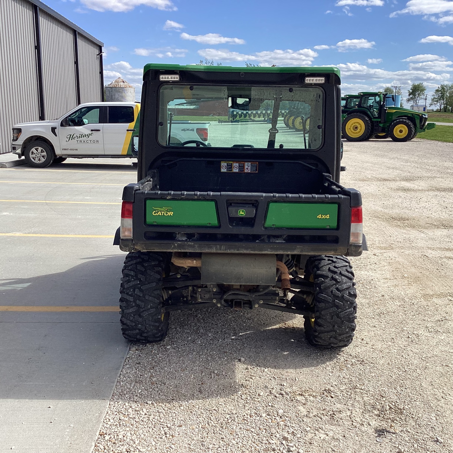  2024 John Deere XUV 835R at Heritage Tractor in Rockport, IL