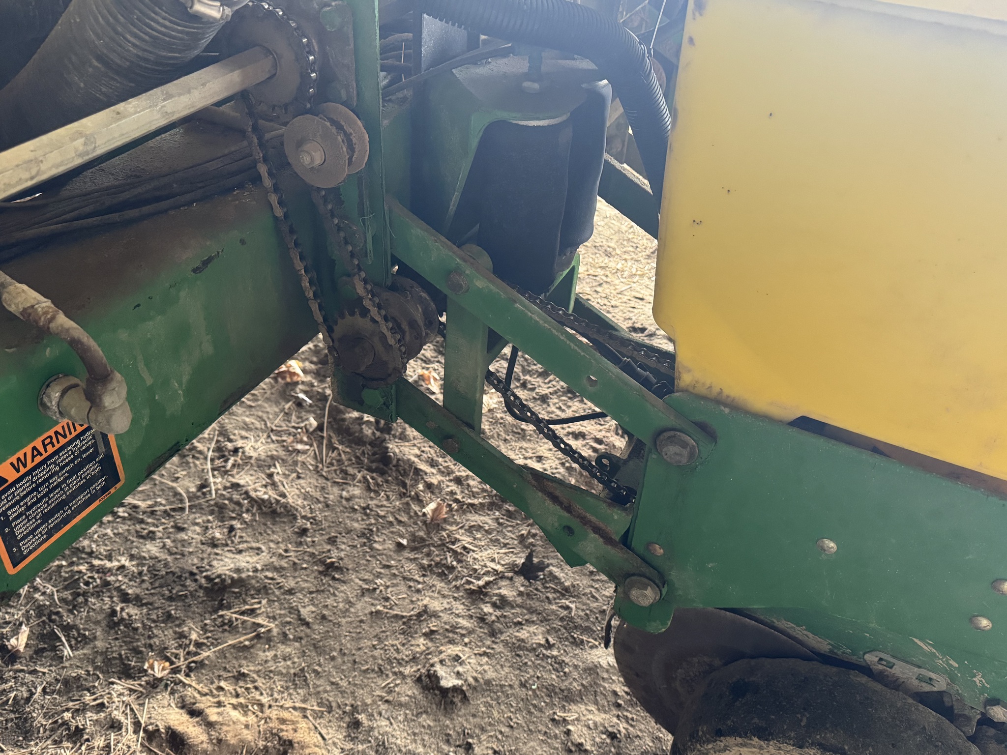 2000 John Deere 1770 Image 5