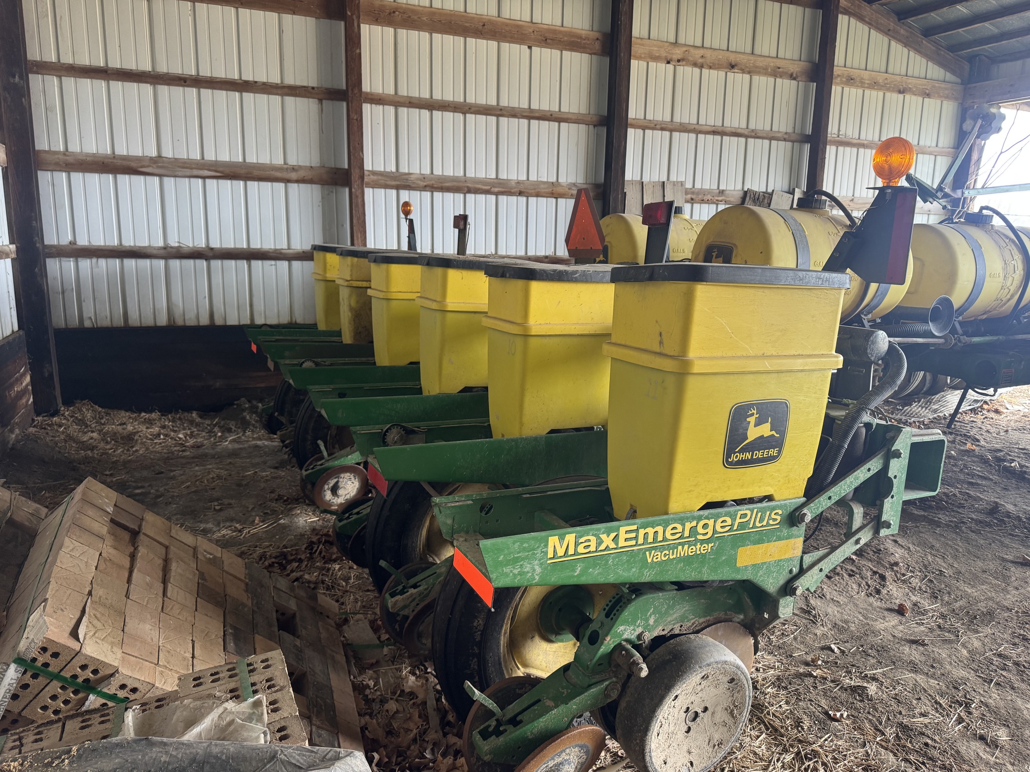 2000 John Deere 1770 Image 7