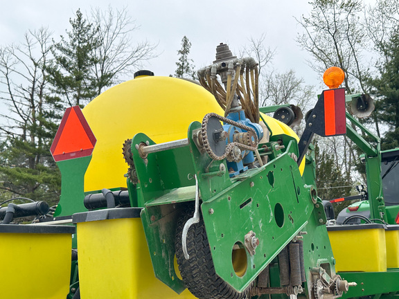 2011 John-Deere 1770NT