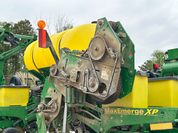 2011 John-Deere 1770NT