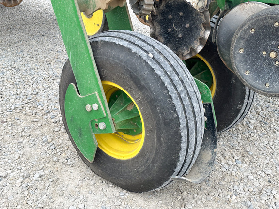 2011 John-Deere 1770NT