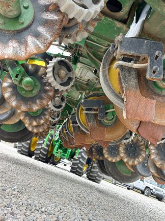 2011 John-Deere 1770NT
