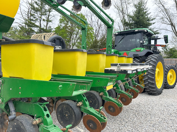 2011 John-Deere 1770NT