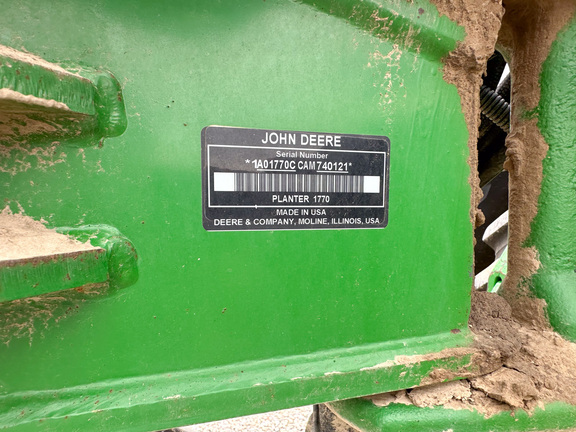 2011 John-Deere 1770NT