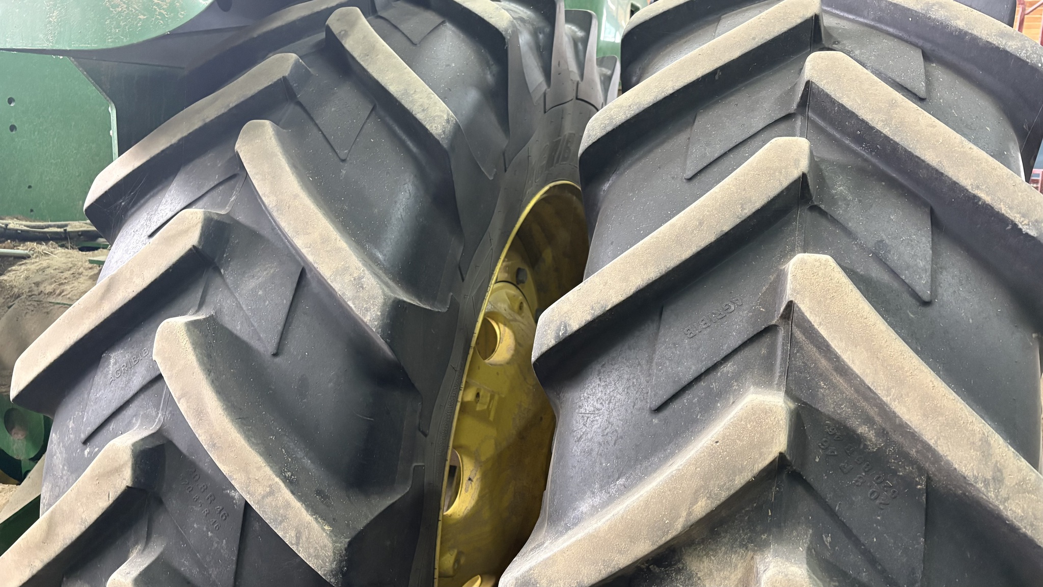 2014 John Deere 9360R Image 14