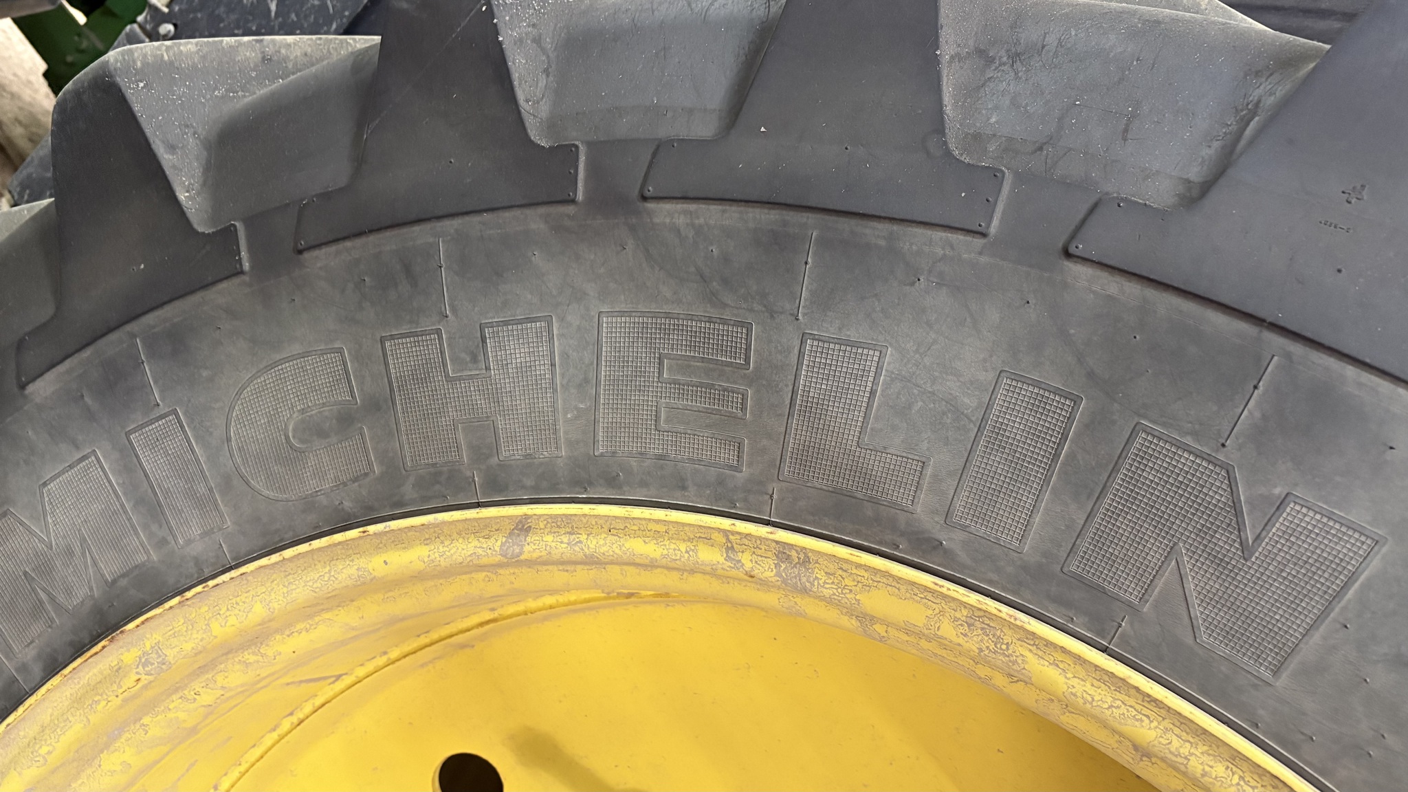 2014 John Deere 9360R Image 11