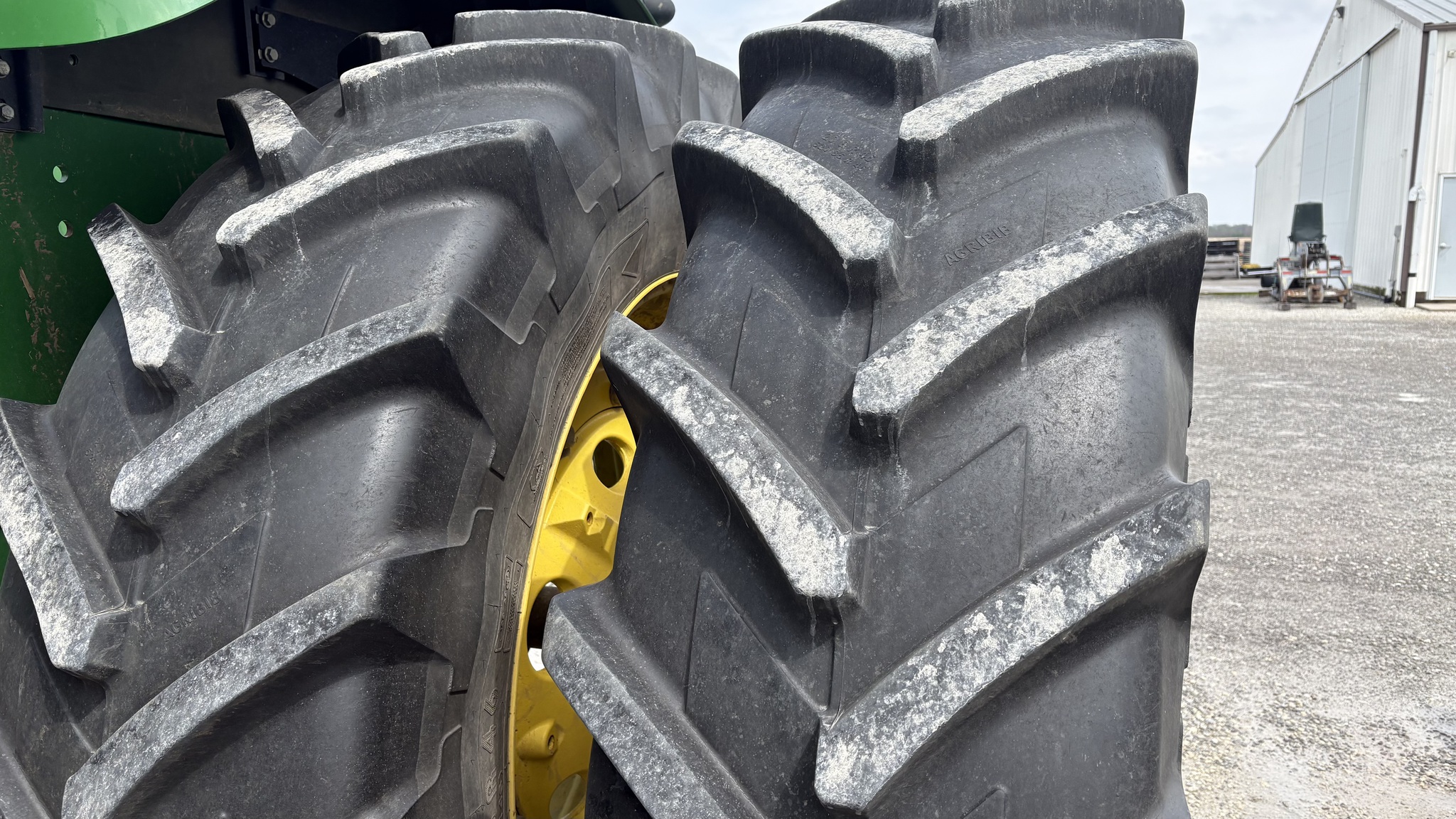 2014 John Deere 9360R Image 23