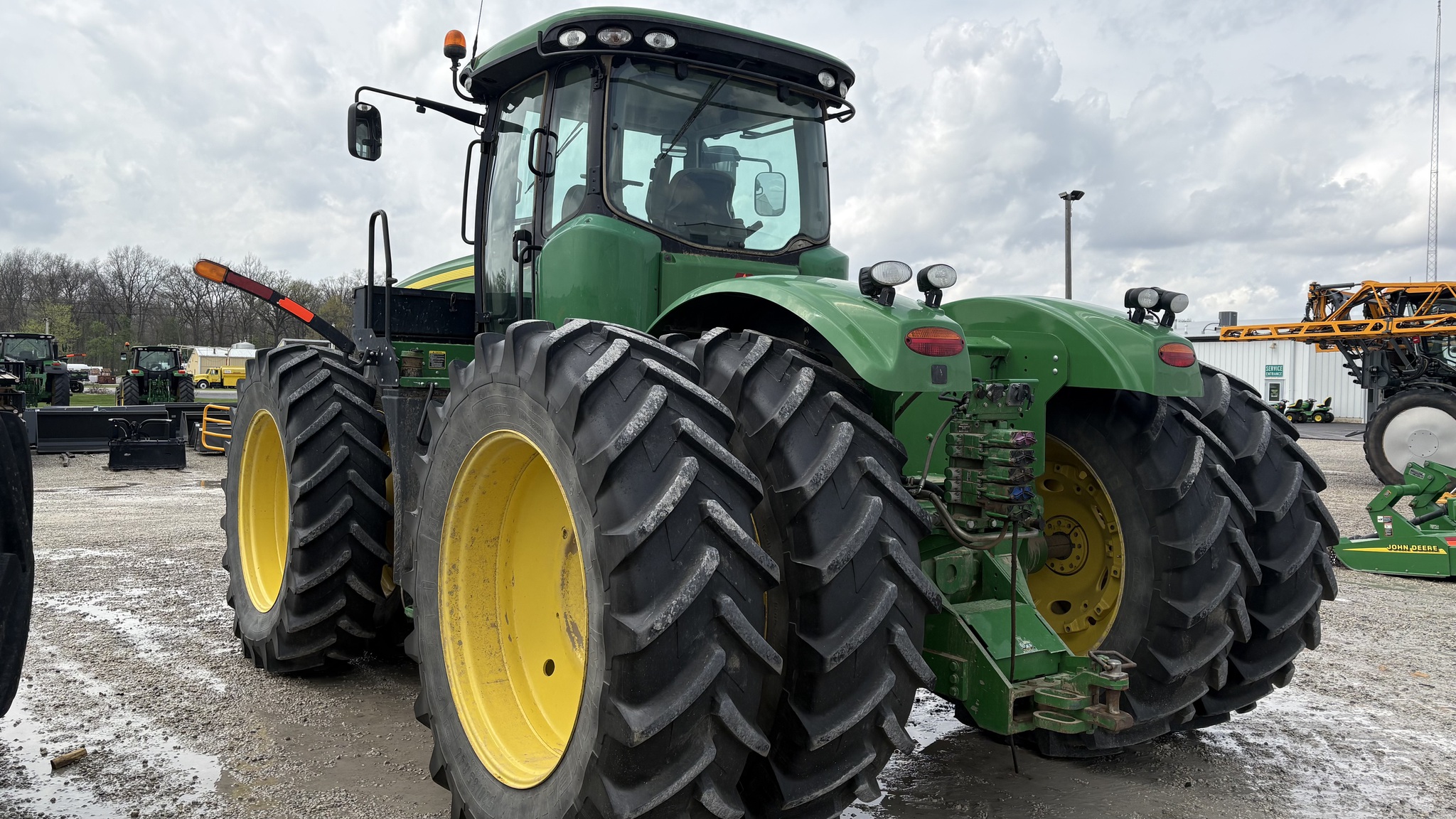 2014 John Deere 9360R Image 11