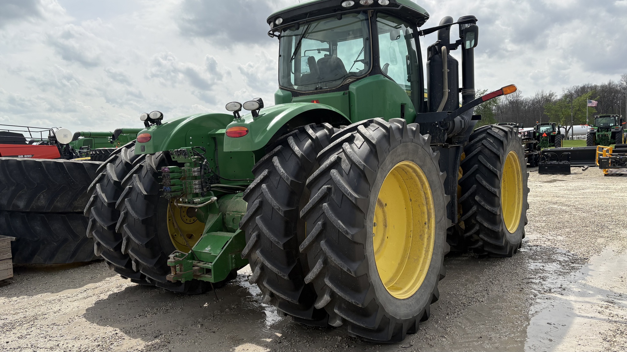 2014 John Deere 9360R Image 12