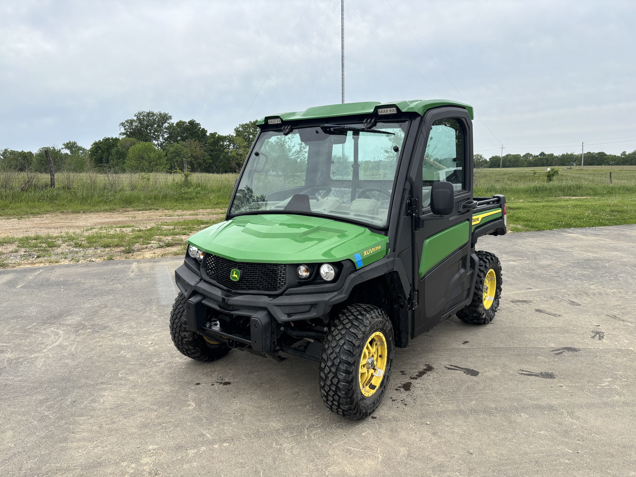 Used 2023 John Deere XUV 835R ATVs & Gators at Koenig Equipment in Knightstown, IN - PhotoXL0
