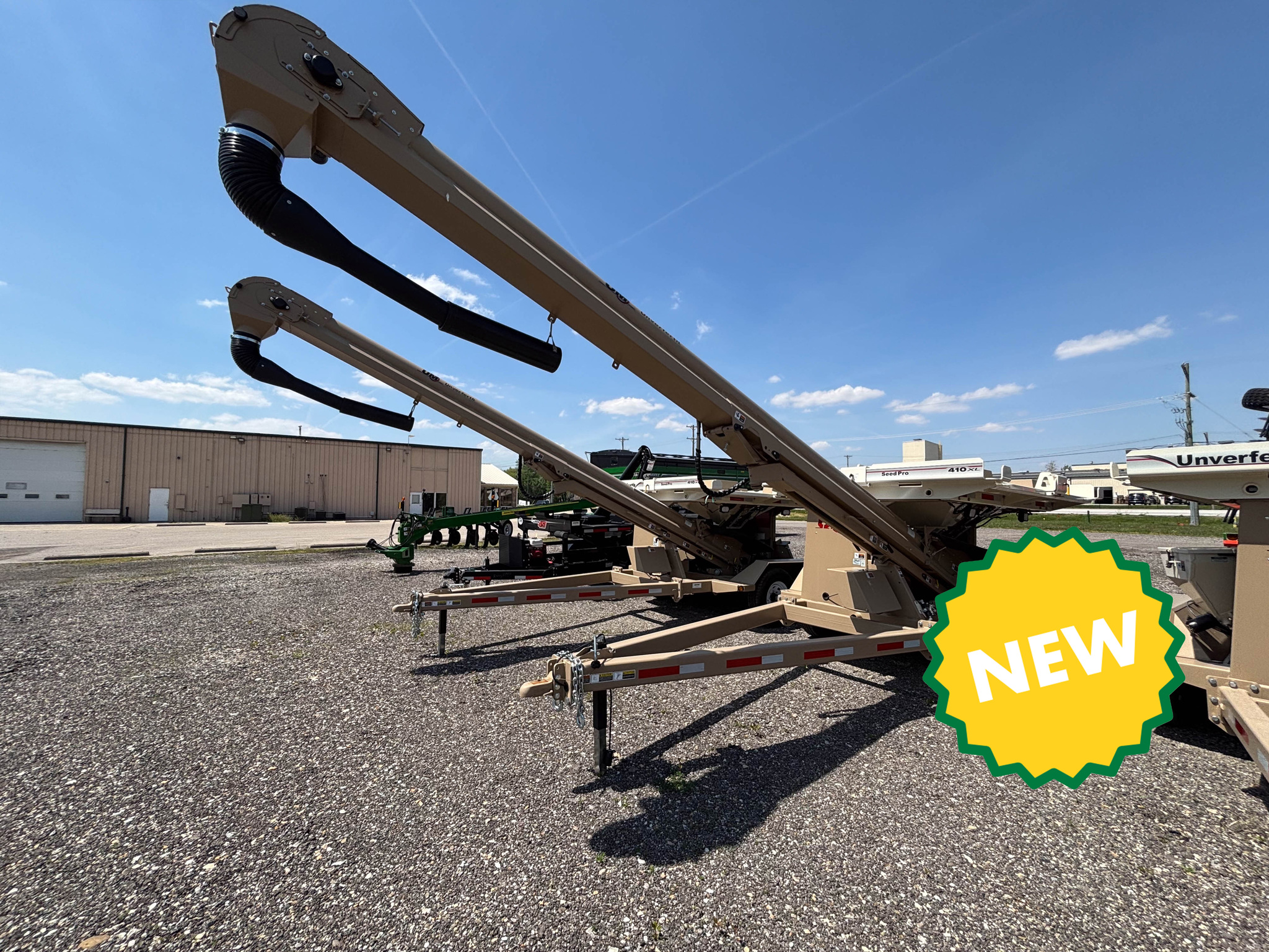 Used 2024 Unverferth 410XL Seed Tenders at Koenig Equipment in Knightstown, IN - PhotoXL0