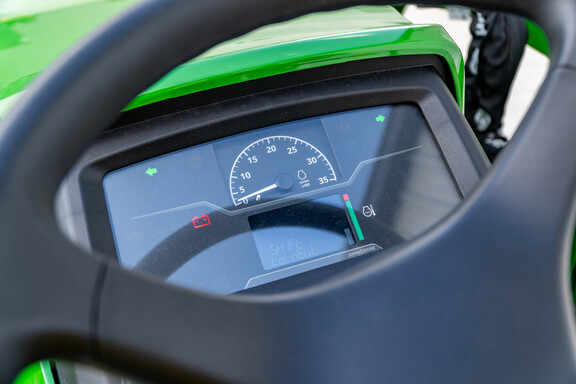 New In-Stock 2026 John Deere 1025R Compact Utility Tractors at Koenig Equipment in Greensburg, IN - Photo6