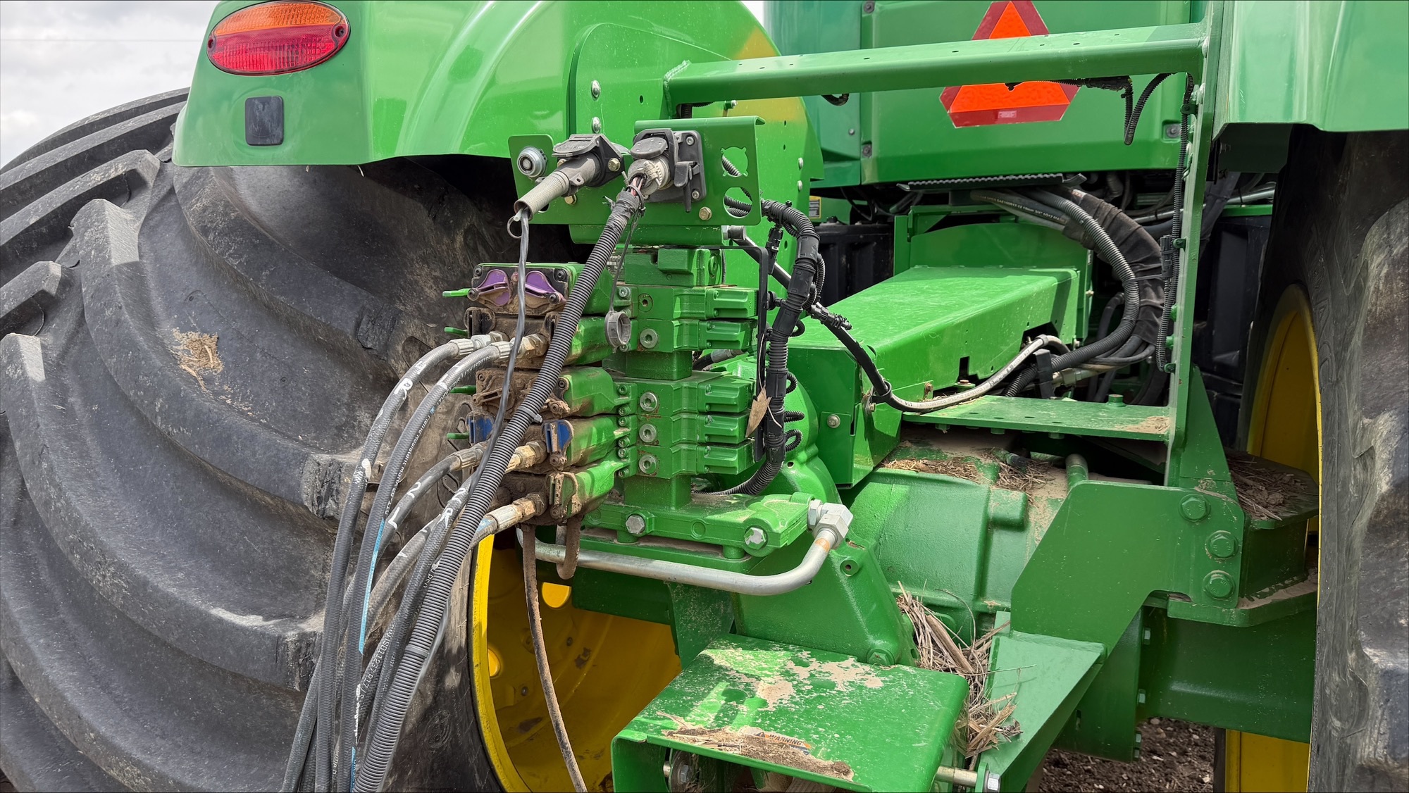 2012 John Deere 9360R Image 15