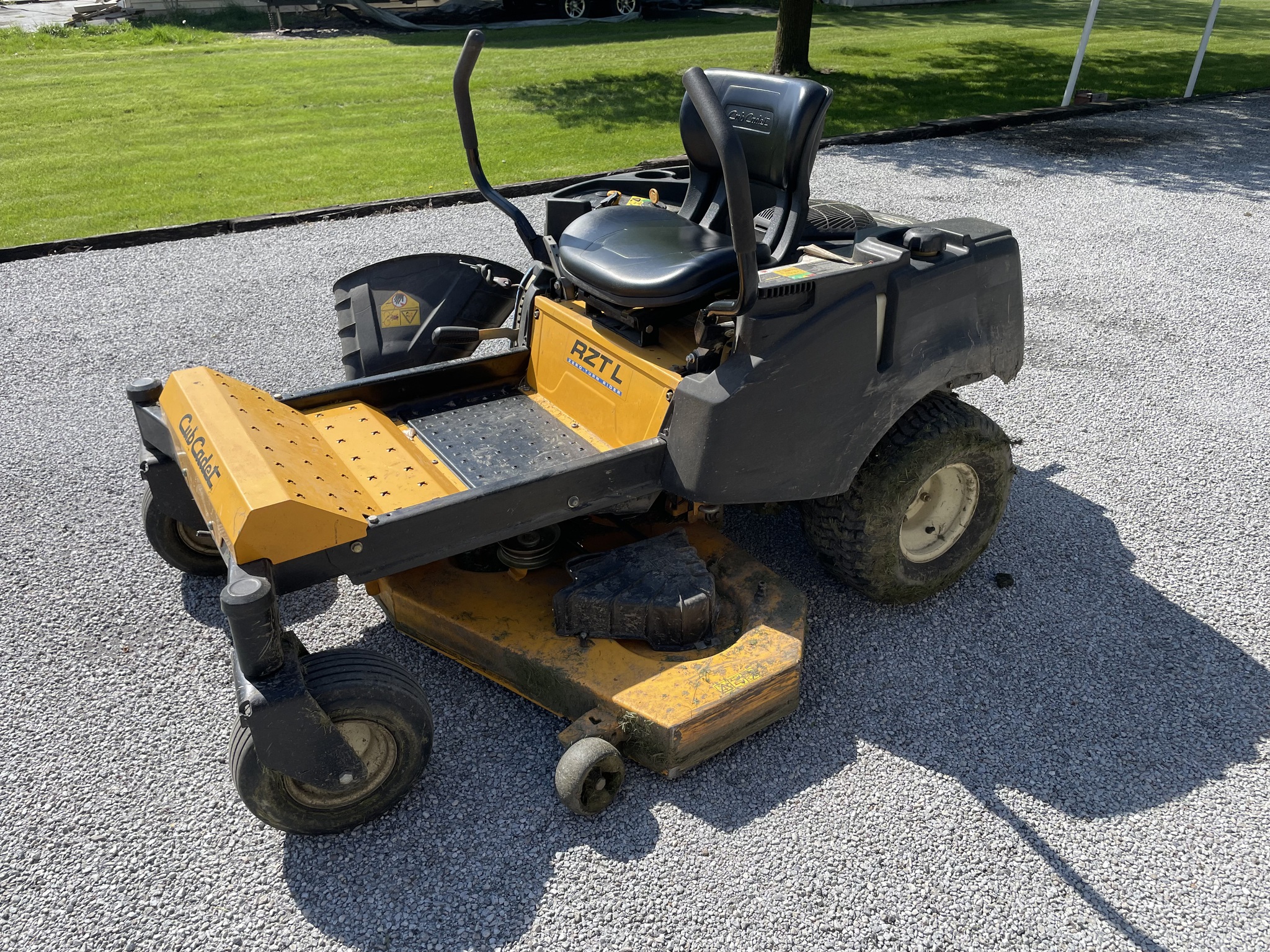 Cub Cadet RZT L50 KH Image 1