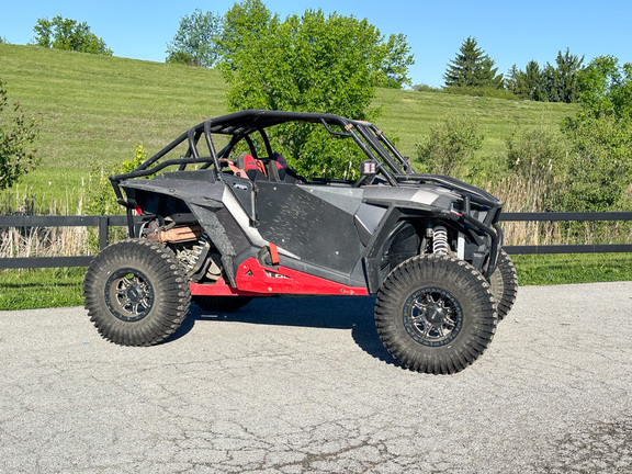 2017 Polaris RZRS