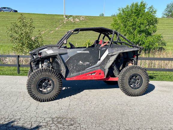 2017 Polaris RZRS