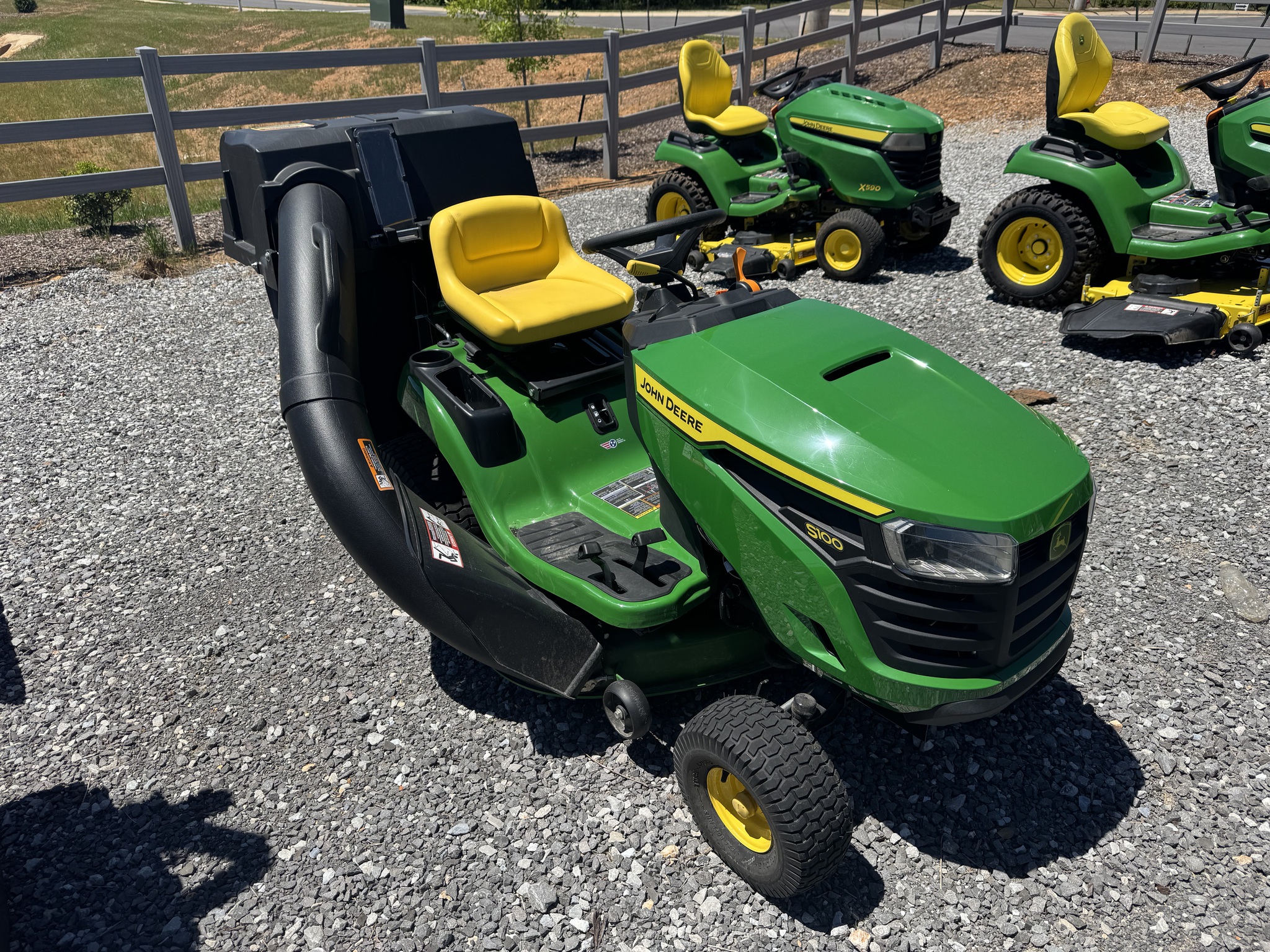 2023 John Deere S100