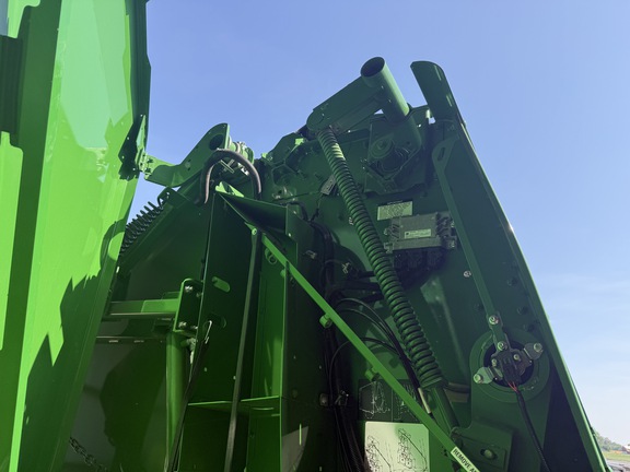 Photo of 2022 John Deere 560R