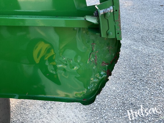 Photo of 2022 John Deere 560R