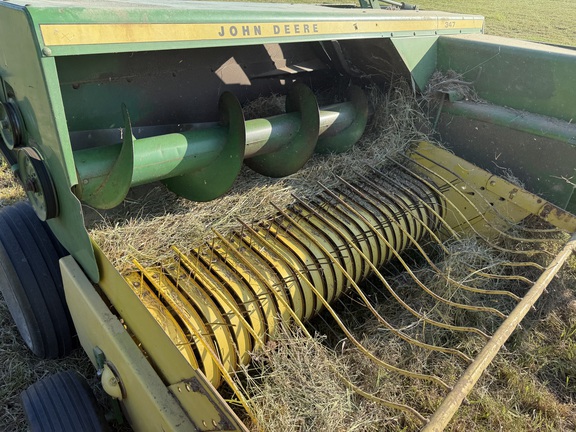 1985 John Deere 347