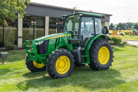 New  John Deere 5075M