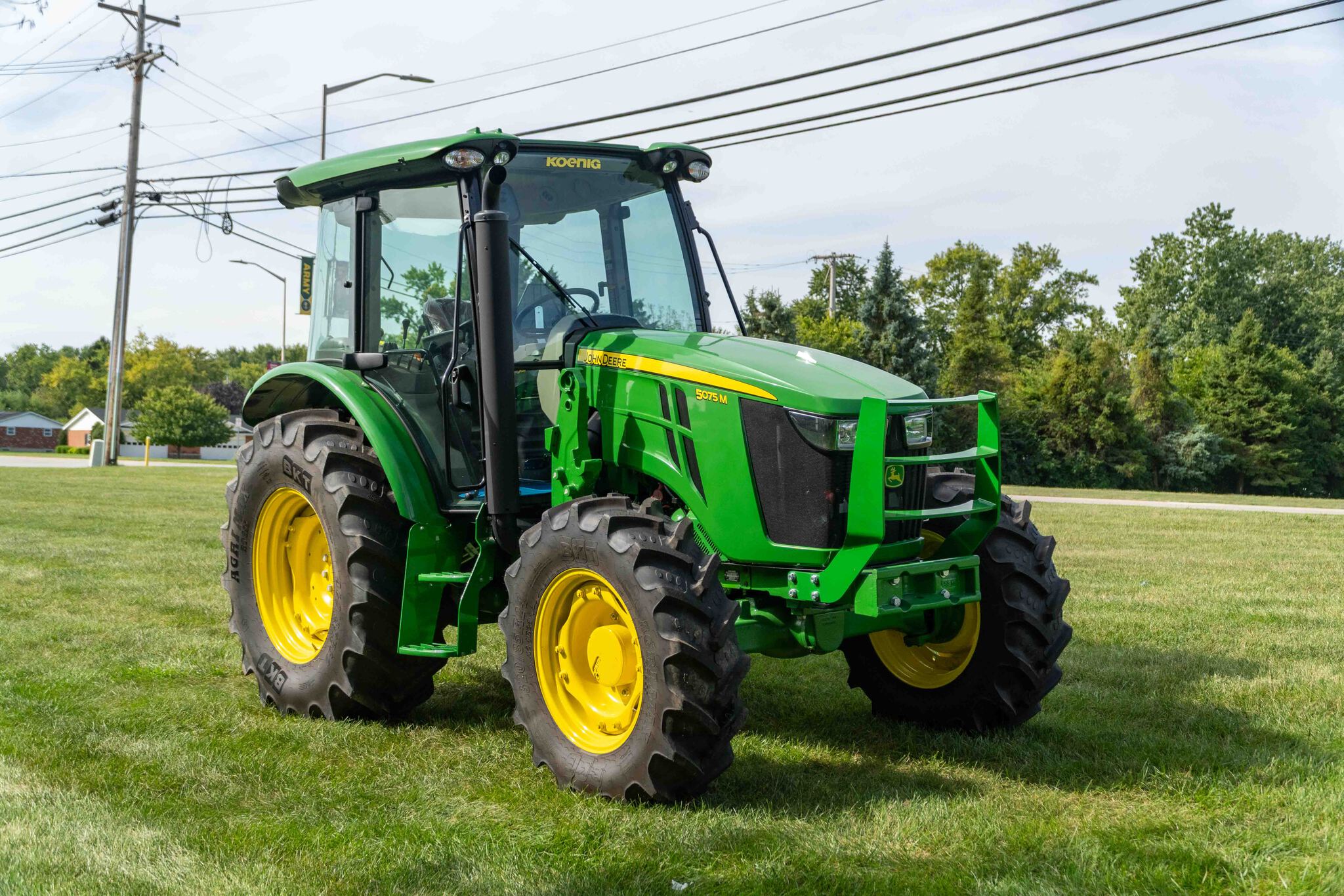 New In-Stock 2026 John Deere 5075M Utility Tractors at Koenig Equipment in Tipp City, OH - PhotoXL1