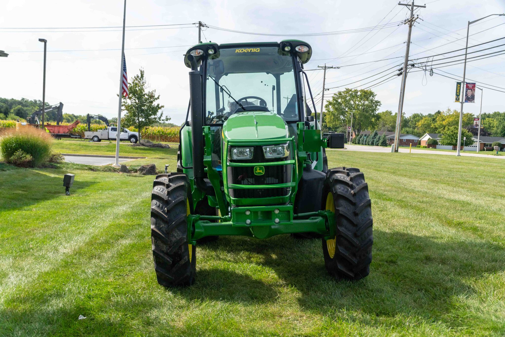 New In-Stock 2026 John Deere 5075M Utility Tractors at Koenig Equipment in Tipp City, OH - PhotoXL2
