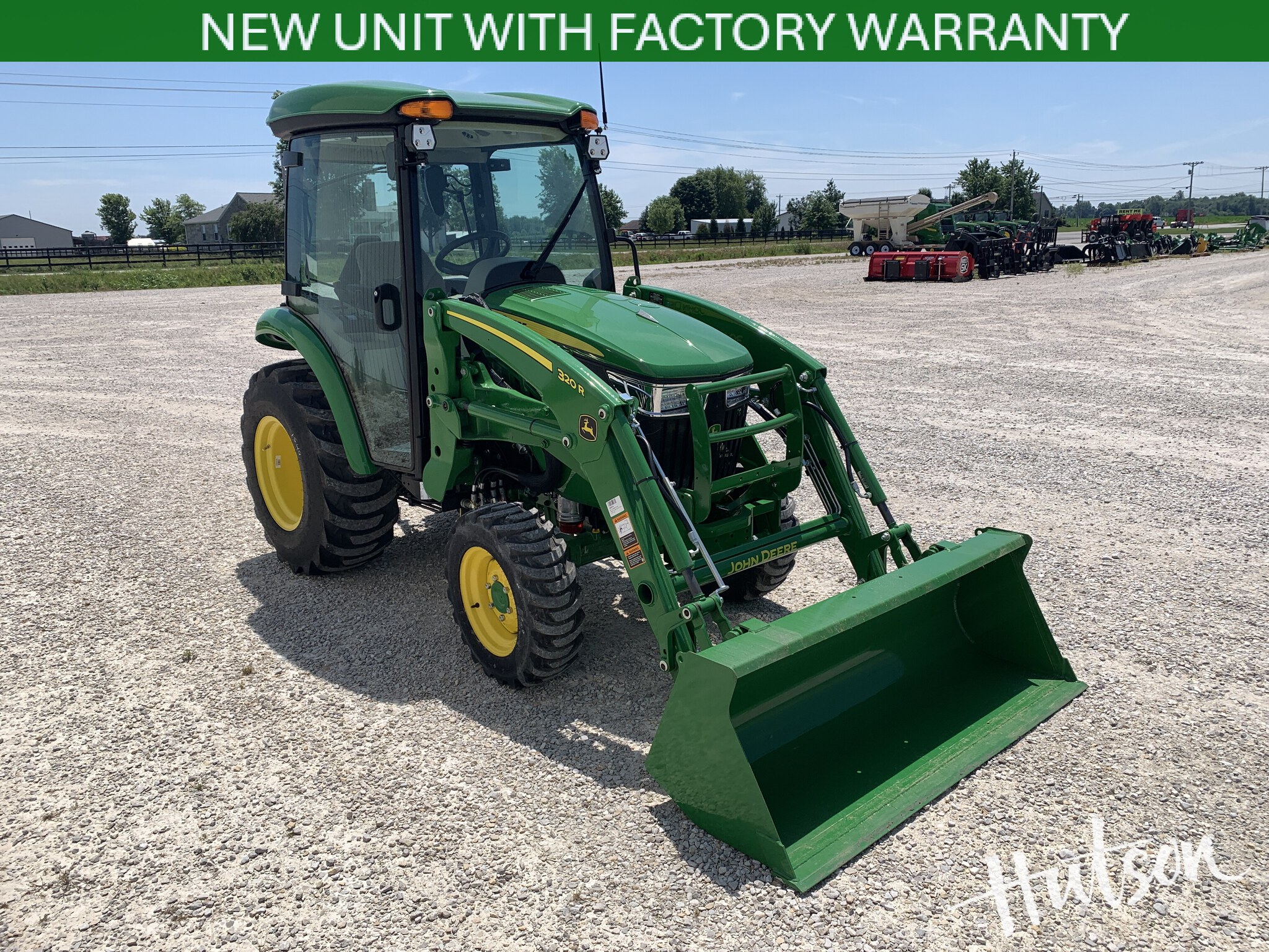John Deere 3046R